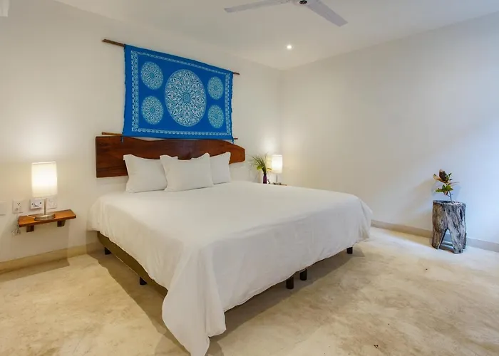 Kaab Boho Hotel 3*